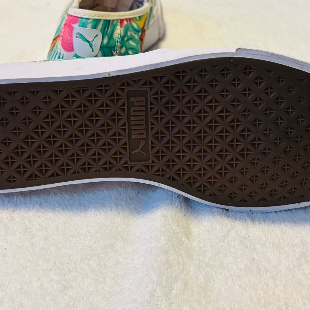 Brand New PUMA Bari Slip On Tropical Floral Women’s Sneakers - Size 7 - box 3 - Picture 8 of 9